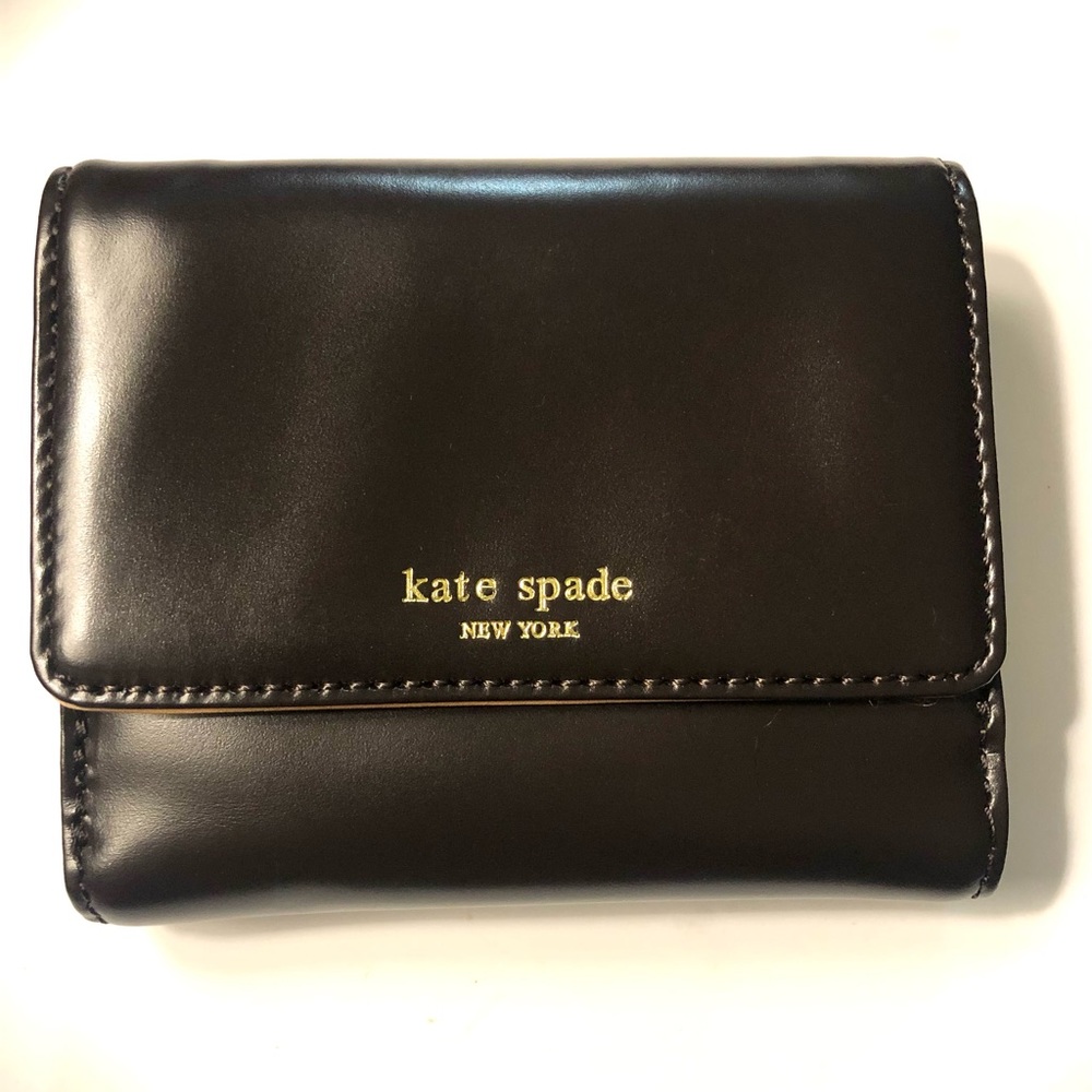 Authentic NWT KATE SPADE Black Leather Lisa Greenwich Avenue Trifold Wallet